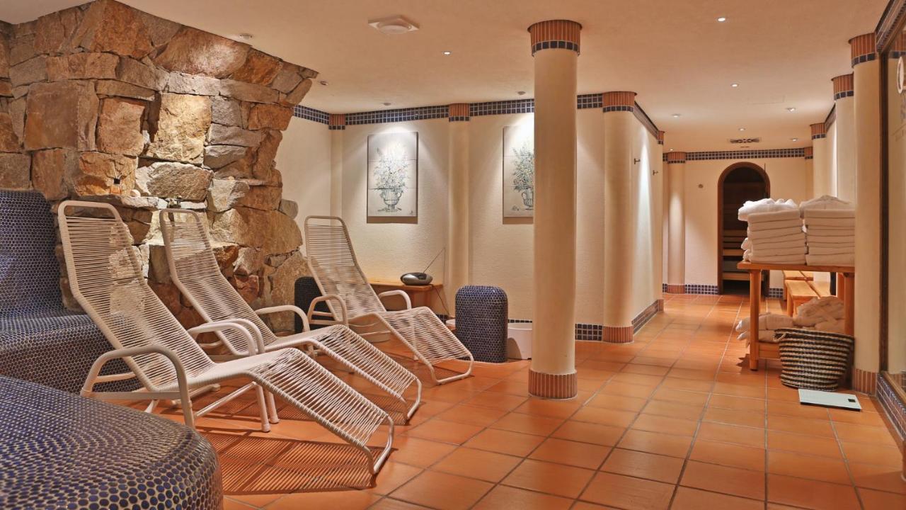 Burg Windeck ***S Hotel Bühl Екстериор снимка